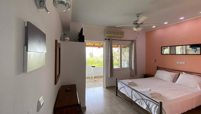 Andromaches Holiday Apartments - Μπενίτσες, Κέρκυρα