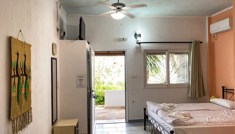Andromaches Holiday Apartments - Μπενίτσες, Κέρκυρα