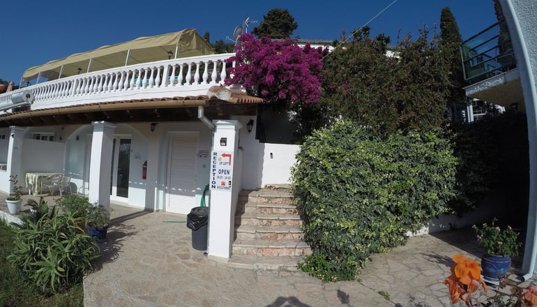 Andromaches Holiday Apartments - Μπενίτσες, Κέρκυρα