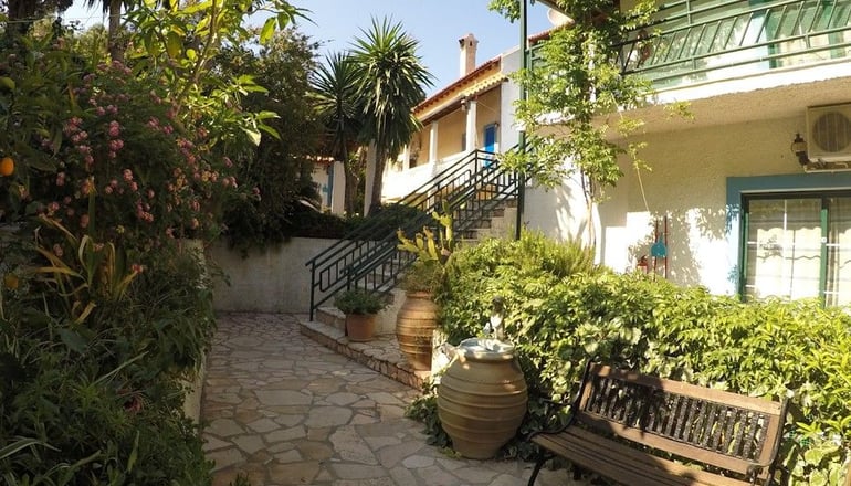 Andromaches Holiday Apartments - Μπενίτσες, Κέρκυρα
