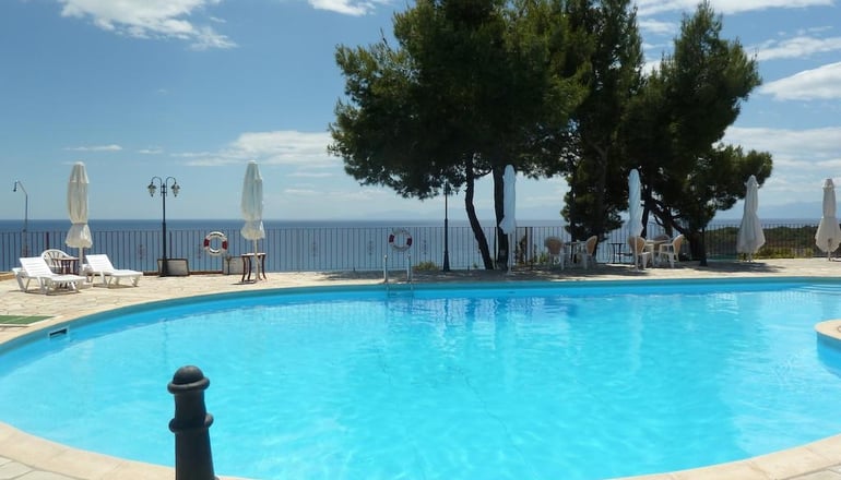 Milia Bay Hotel & Apartment