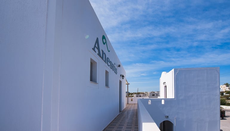 Anessis - Φηρά, Σαντορίνη