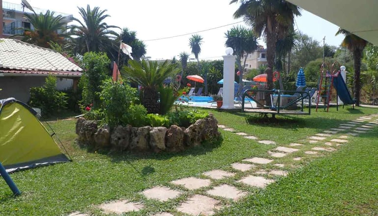 Angela Hotel & Apartments