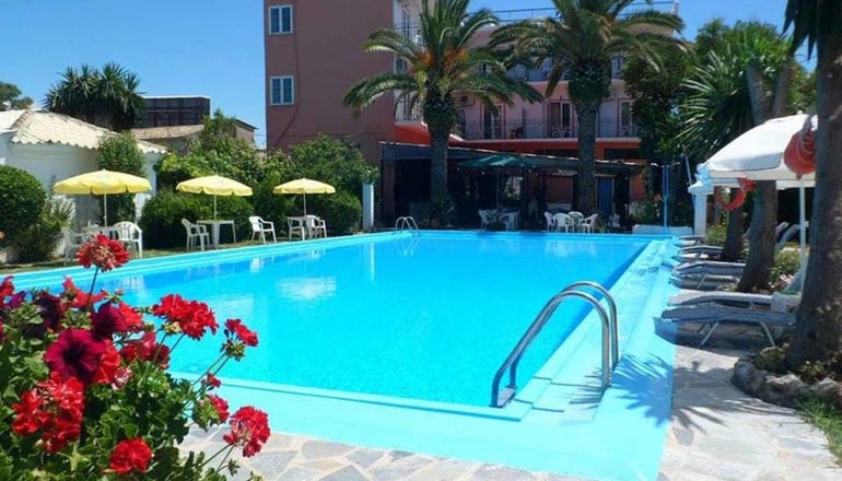 Angela Hotel & Apartments