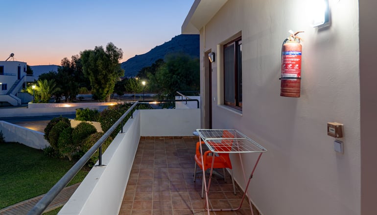 Angela Studios & Apartments Rhodes - Πεύκοι, Ρόδος