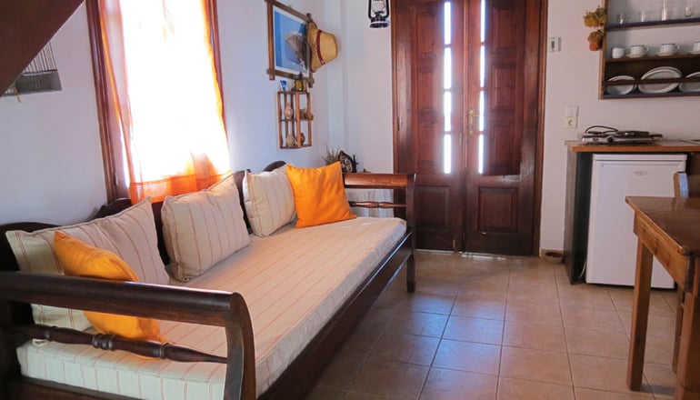 Anna Traditional Apartments - Καμάρι, Σαντορίνη