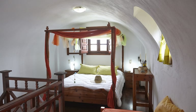 Anna Traditional Apartments - Καμάρι, Σαντορίνη