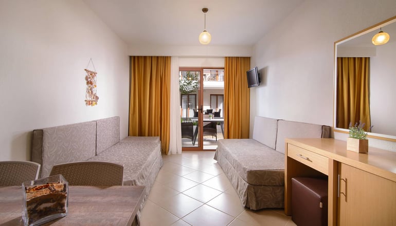 Apanemia by Flegra Hotels