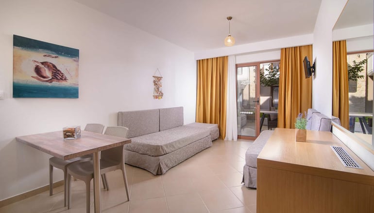 Apanemia by Flegra Hotels