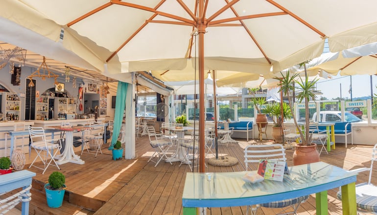 Aphrodite Beachfront Hotel