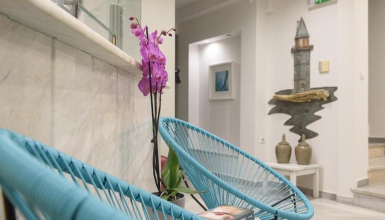 Aqua Beachfront Elegant Hotel