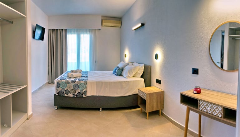 Aquamare Molyvos Hotel - Εφταλού, Λέσβος