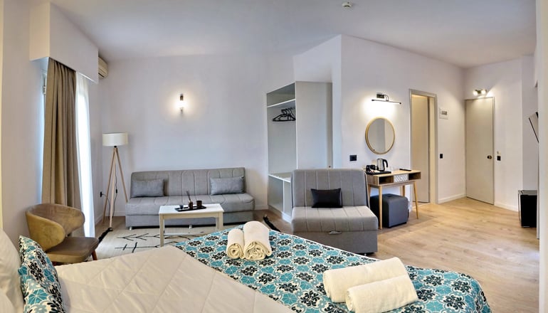 Aquamare Molyvos Hotel - Εφταλού, Λέσβος