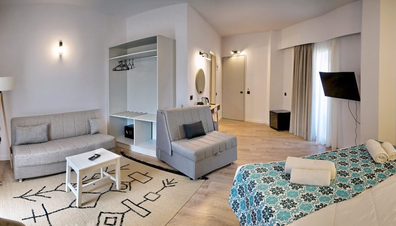 Aquamare Molyvos Hotel - Εφταλού, Λέσβος