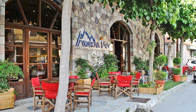 Arahova Inn