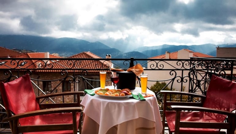 Arahova Inn