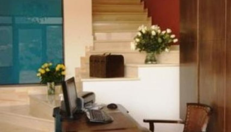 Arcadia Suites & Spa