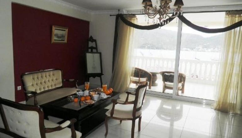 Arcadia Suites & Spa
