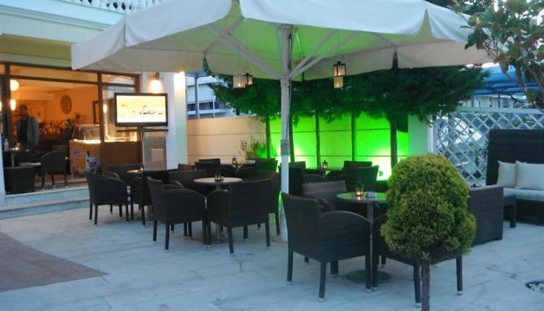 Arcadia Suites & Spa