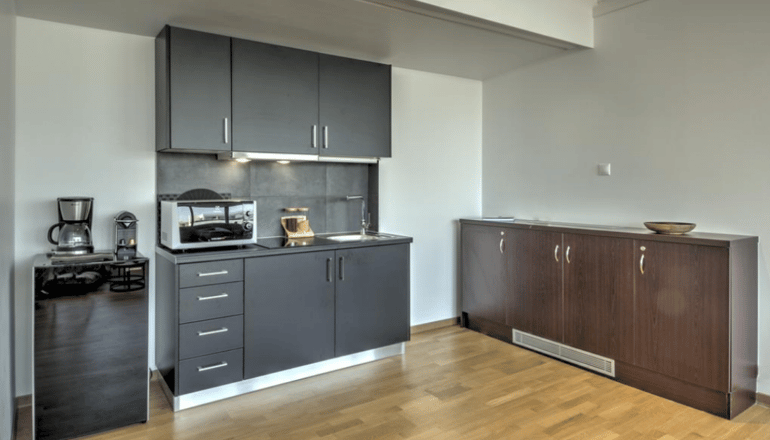 Acropolis Suites Troulanda