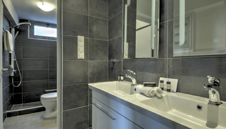 Acropolis Suites Troulanda