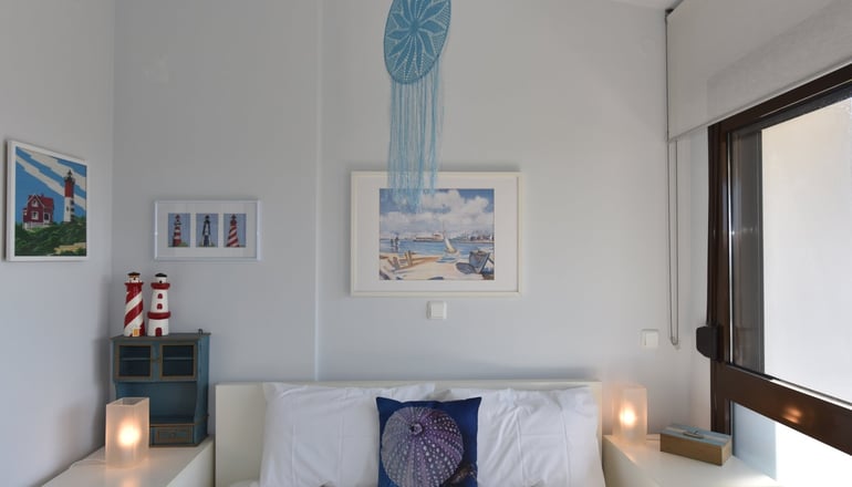 Ariadne Seaglass House