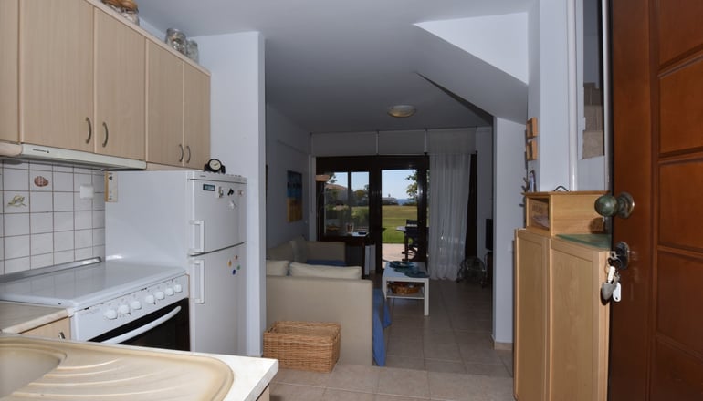 Ariadne Seaglass House