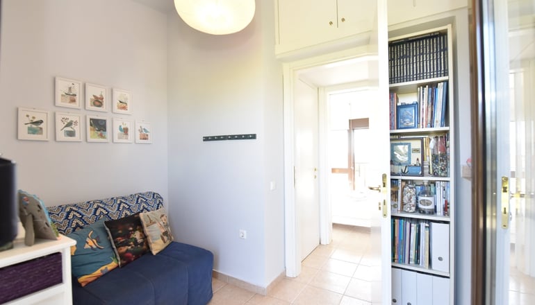 Ariadne Seaglass House