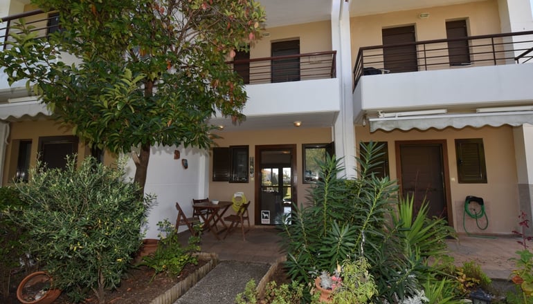 Ariadne Seaglass House