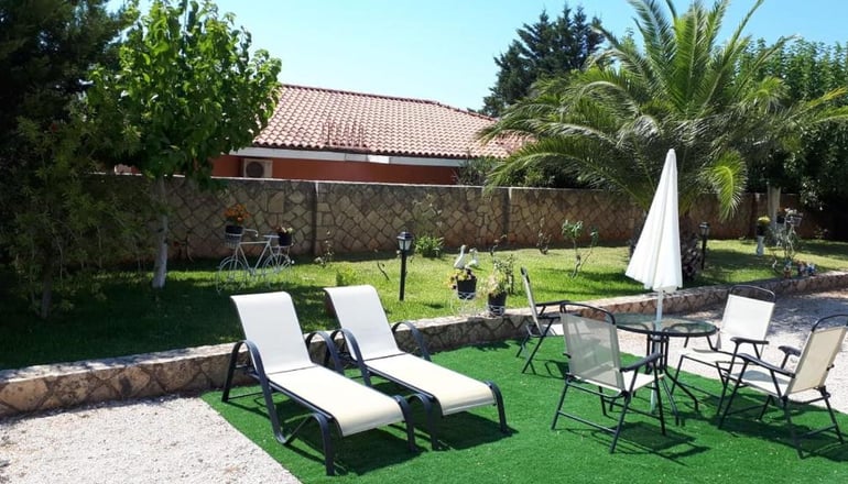 Aristotelis Apartments