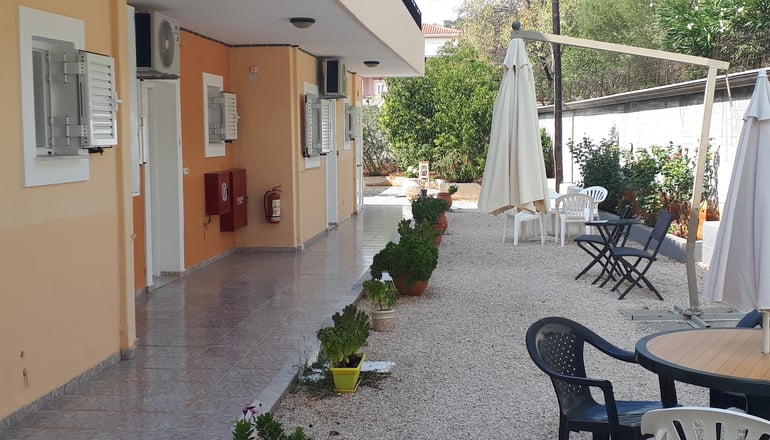 Aristotelis Apartments