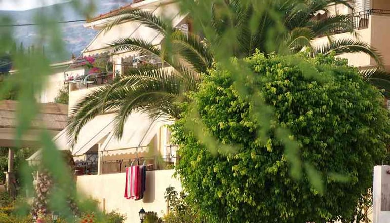 Aristotelis Apartments