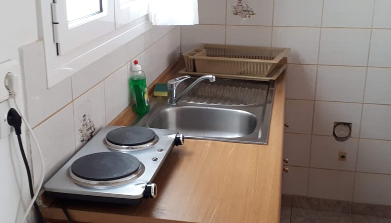 Aristotelis Apartments
