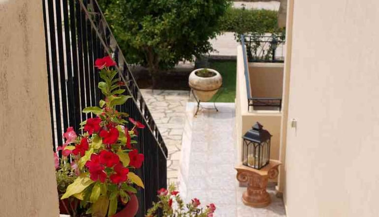 Aristotelis Apartments