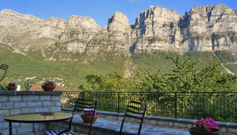 Arkefthos Mountain Hotel