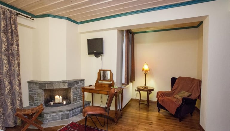 Arkefthos Mountain Hotel