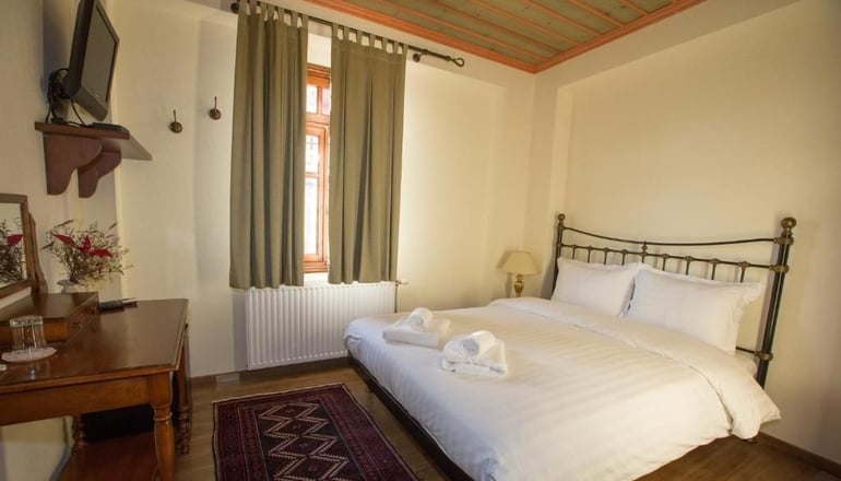 Arkefthos Mountain Hotel