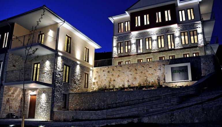 Arktos Mountain Hotel