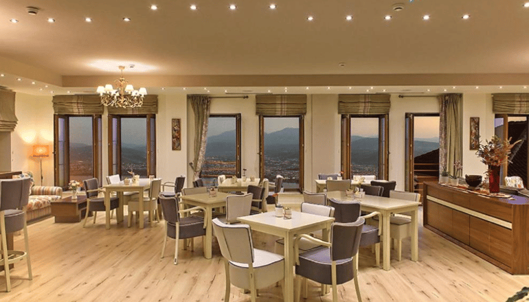 Arktos Mountain Hotel