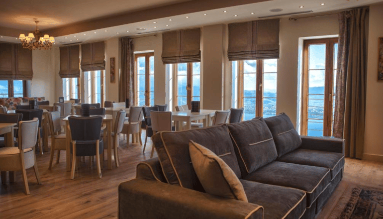 Arktos Mountain Hotel