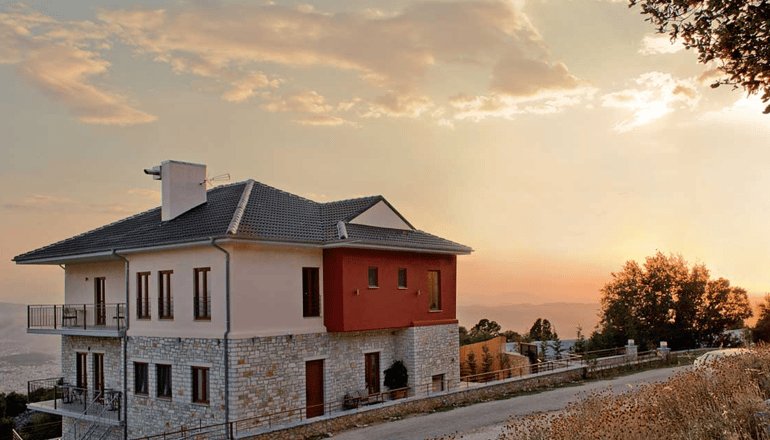 Arktos Mountain Hotel