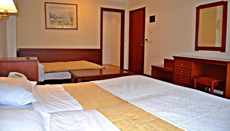 Art Pythia Hotel
