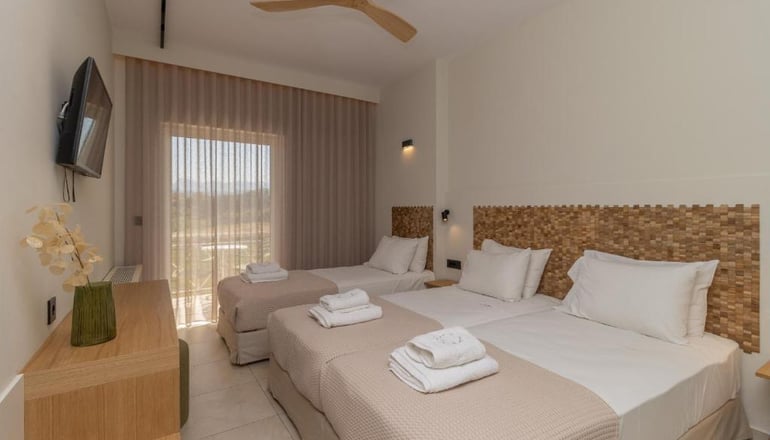 Artina Hotel - Μαραθόπολη, Μεσσηνία