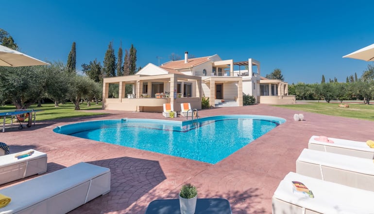 Istar Villa by Astarte Villas