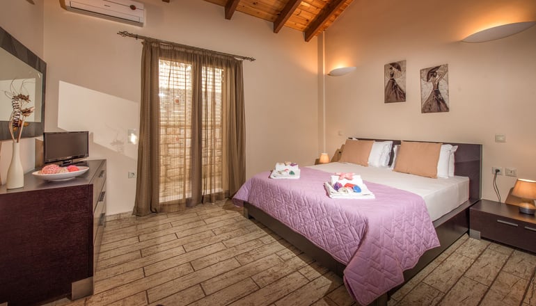 Kyveli Villa by Astarte Villas