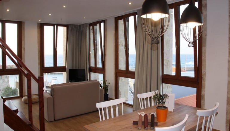 4* Astraia Residence