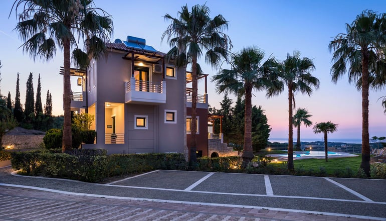 Athina Luxury Villas & Suites