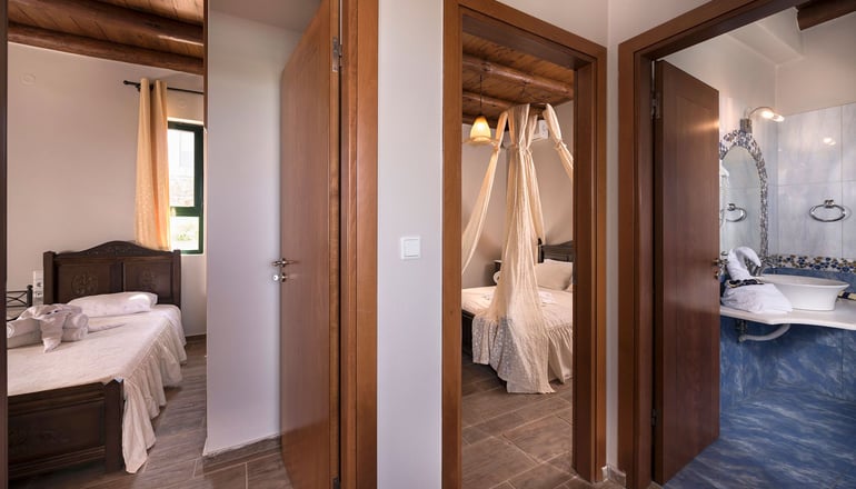 Athina Luxury Villas & Suites