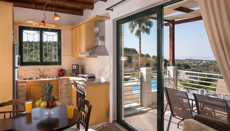 Athina Luxury Villas & Suites