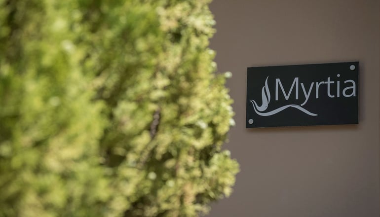 Athina Luxury Villas & Suites